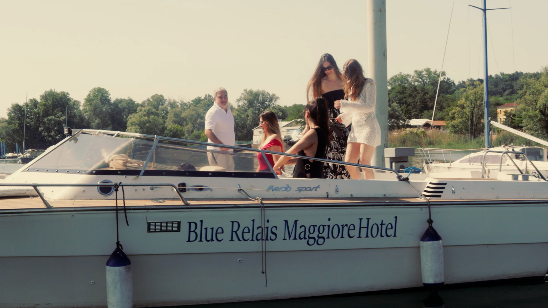 Ilver 30 Sport vaart op het Lago Maggiore